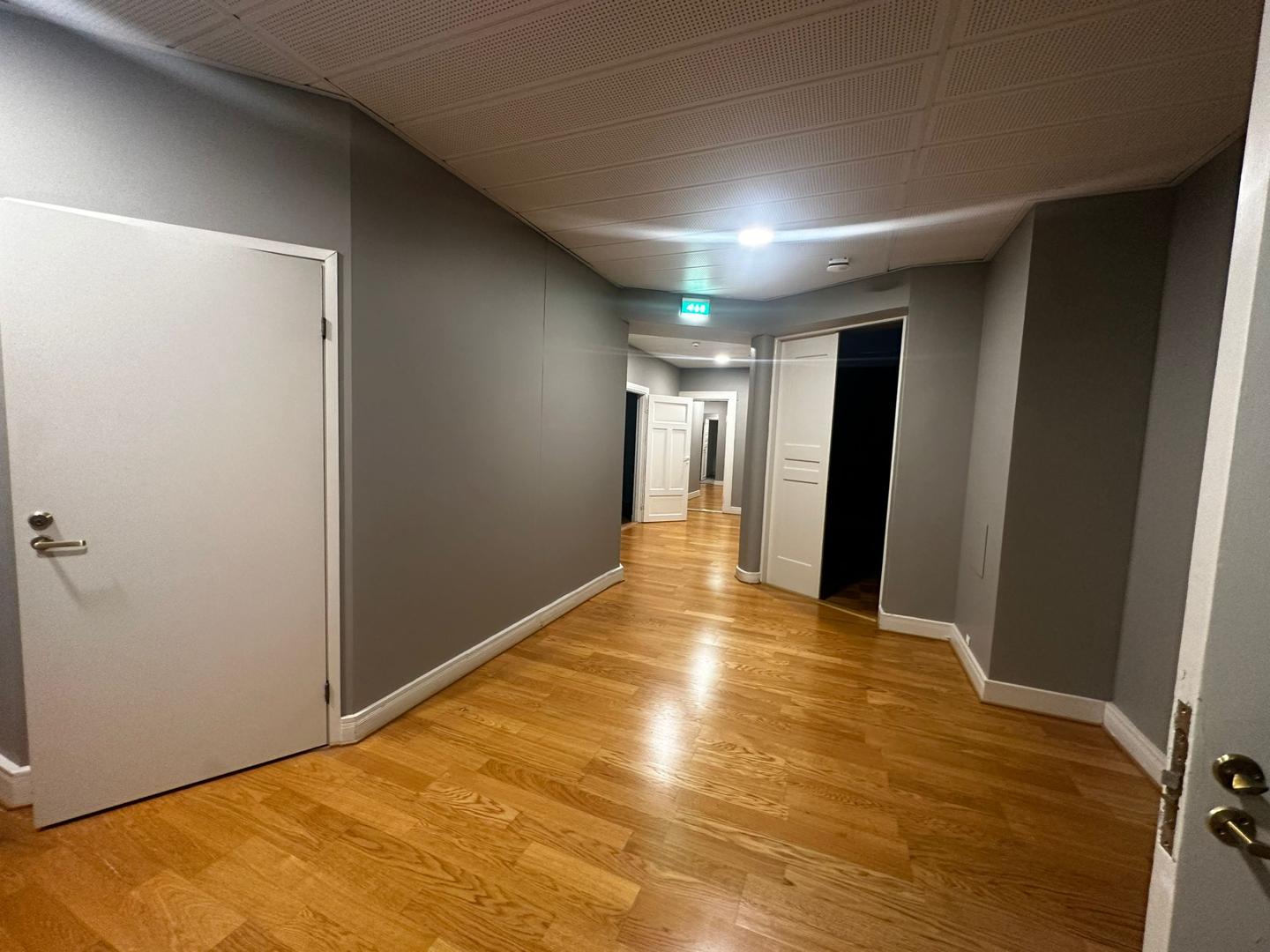 Eteläinen Makasiinikatu 4, 240m2, 3. kerros, Toimistotila